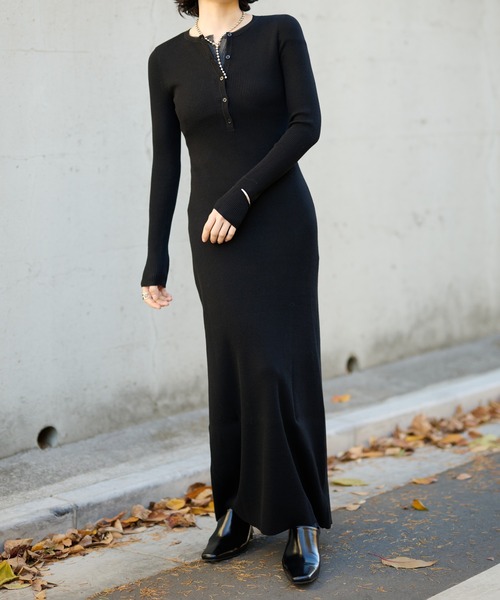 LAULEN(ローレン)の「henry neck layered long knit dress /ヘンリーネックレイヤードデザインロングニットワンピース(ワンピース・レディース・チャコールグレー/ブラック/ベージュ・FREE)」の6枚目の写真