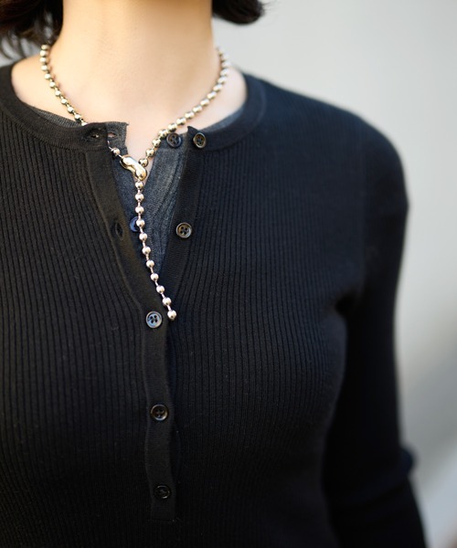 LAULEN(ローレン)の「henry neck layered long knit dress /ヘンリーネックレイヤードデザインロングニットワンピース(ワンピース・レディース・チャコールグレー/ブラック/ベージュ・FREE)」の10枚目の写真