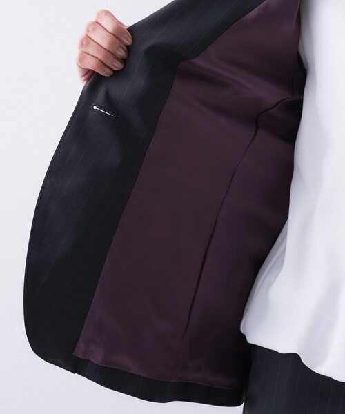 UNTITLED（アンタイトル）の「【仕事着/スーツ】プレミアムテーラードジャケット（テーラードジャケット・レディース・チャコールグレー/サンドベージュ/ネイビー系2・00/01/02/03/04/42/44/46/48/50）」の11枚目の写真