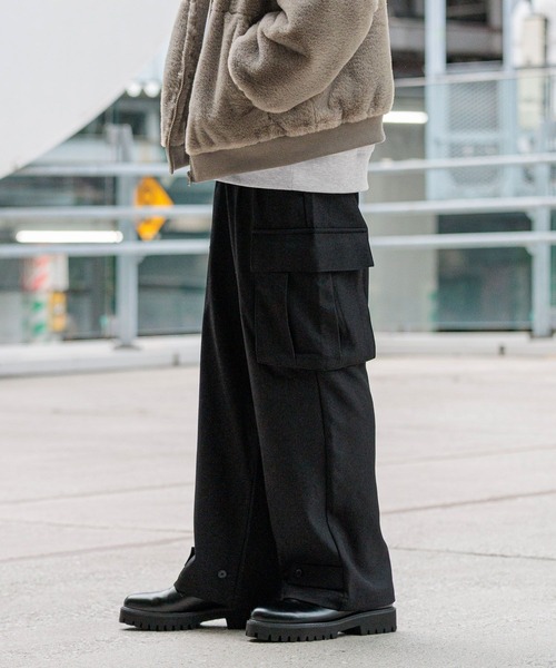LAKOLE(ラコレ)の「ウーリッシュカーゴパンツ/606992(カーゴパンツ・メンズ・ブラック/ブラウン/チャコール・SMALL/MEDIUM/LARGE)」の5枚目の写真