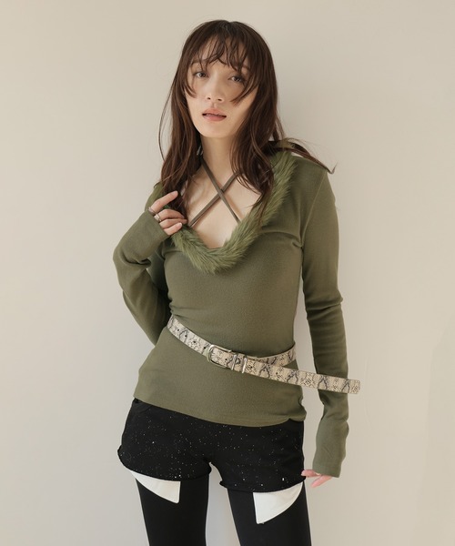 Ulysses（ユリシス）の「【2way】クロスストラップリボンファードッキングトップス（Tシャツ/カットソー・レディース・ブラウン/ベージュ/グリーン・F）」の13枚目の写真
