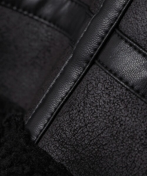 SHIPS(シップス)の「BENCH MARKING SHIRTS: フェイク ムートン B3 ブルゾン(ブルゾン・メンズ・ブラック/ブラウン・MEDIUM/LARGE/X-LARGE/SMALL)」の7枚目の写真
