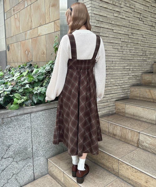 F i.n.t（フィント）の「ディープＶネックチェックジャンパースカート/fint フィント（ジャンパースカート・レディース・ネイビー/ブラウン/レッド・FREE）」の13枚目の写真