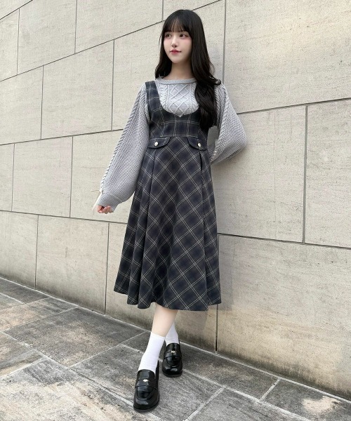 F i.n.t（フィント）の「ディープＶネックチェックジャンパースカート/fint フィント（ジャンパースカート・レディース・ネイビー/ブラウン/レッド・FREE）」の16枚目の写真