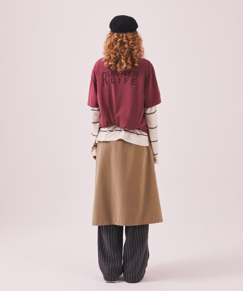 MENASOO(ミナス)の「275g Heavy Cotton Runner Graffiti Pigment T Shirt_Burgundy(Tシャツ/カットソー・レディース・バーガンディー・SMALL/MEDIUM)」の5枚目の写真