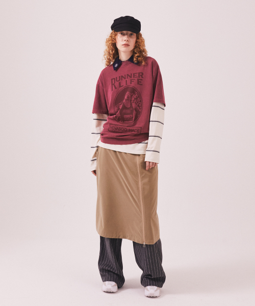 MENASOO(ミナス)の「275g Heavy Cotton Runner Graffiti Pigment T Shirt_Burgundy(Tシャツ/カットソー・レディース・バーガンディー・SMALL/MEDIUM)」の6枚目の写真