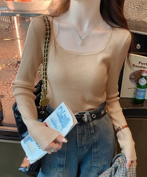Miniministore（ミニミニストア）の「Uネックリブトップススクエアネックニット（ニット/セーター・レディース・グレー/モカ/イエロー/ピンク/ブラウン/ホワイト/ワインレッド/ブラック/アイボリー/ブルー・FREE）」の18枚目の写真