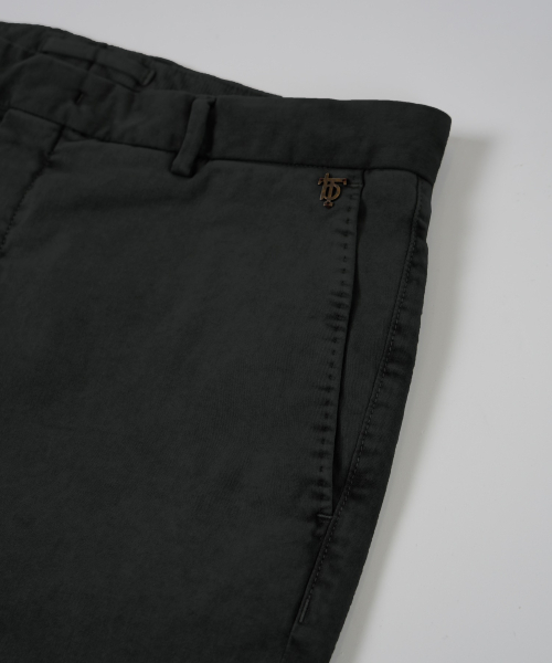 BIRBANTE(ビルバンテ)の「ソンドリオストレッチサテンパンツ - チャコール(その他パンツ・メンズ・チャコール・SMALL/MEDIUM/LARGE/X-LARGE)」の3枚目の写真