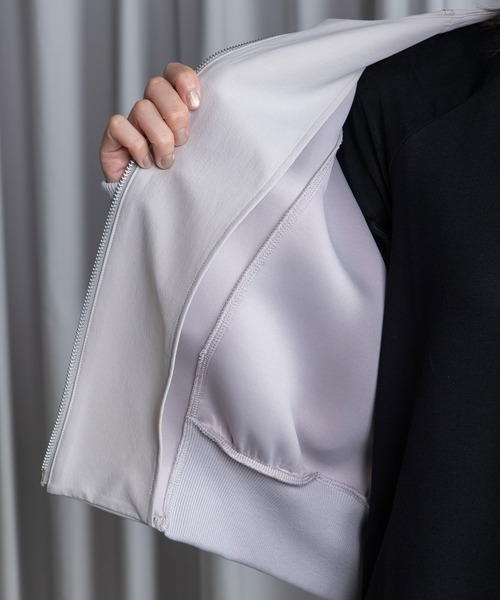 MARECHAL TERRE（マルシャルテル）の「パイピングジップブルゾン（ブルゾン・レディース・ボルドー/ネイビー/ブラック/グレイッシュベージュ・MEDIUM）」の21枚目の写真