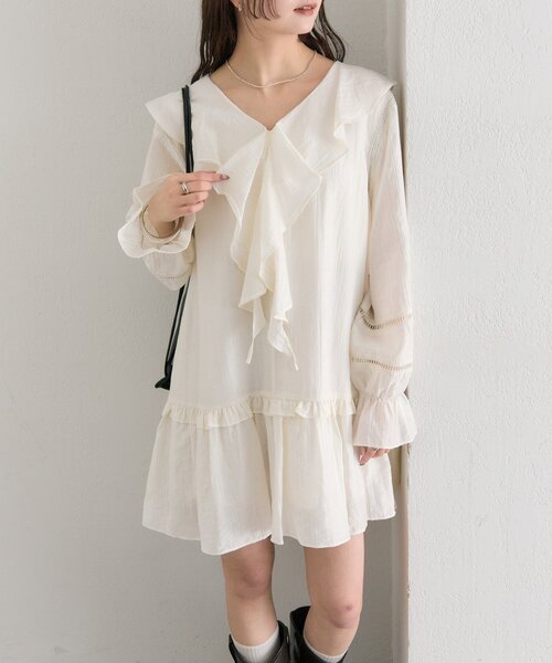 mystic（ミスティック）の「【柔らか素材/2色展開】ラッフルティアードミニワンピース（ワンピース・レディース・ブラック/アイボリー・FREE）」の3枚目の写真