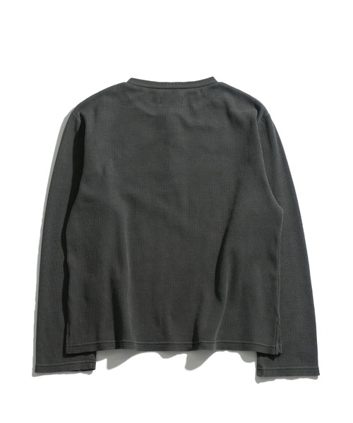 Starting Over（スターティングオーバー）の「short length one point embroidery press-stud henry neck thermal long-sleeved T-shirt/ショートレングス ワンポイント刺繍 スナップ ヘンリーネック サーマル ロングスリーブTシャツ 短丈 スナップ ヘンリー ワッフル ロンT（Tシャツ/カットソー・メンズ・グレー/ブラック/カモフラージュ・L/M）」の4枚目の写真