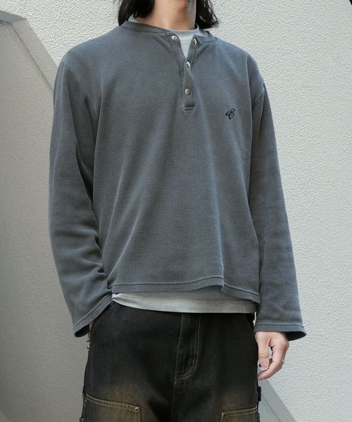 Starting Over（スターティングオーバー）の「short length one point embroidery press-stud henry neck thermal long-sleeved T-shirt/ショートレングス ワンポイント刺繍 スナップ ヘンリーネック サーマル ロングスリーブTシャツ 短丈 スナップ ヘンリー ワッフル ロンT（Tシャツ/カットソー・メンズ・グレー/ブラック/カモフラージュ・L/M）」の16枚目の写真