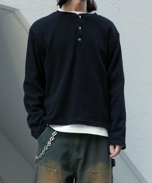 Starting Over（スターティングオーバー）の「short length one point embroidery press-stud henry neck thermal long-sleeved T-shirt/ショートレングス ワンポイント刺繍 スナップ ヘンリーネック サーマル ロングスリーブTシャツ 短丈 スナップ ヘンリー ワッフル ロンT（Tシャツ/カットソー・メンズ・グレー/ブラック/カモフラージュ・L/M）」の13枚目の写真