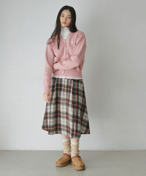 BELLOL（ベロエル）の「チェックプリーツミディロングスカートベージュ（スカート・レディース・その他・SMALL/MEDIUM）」の2枚目の写真