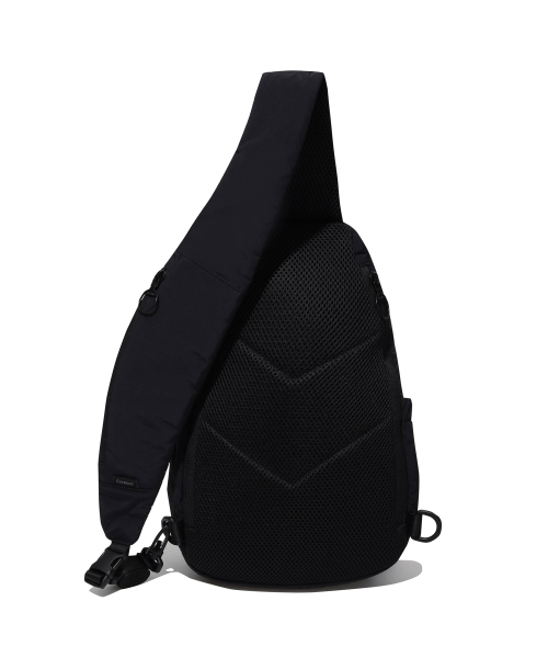 COVERNAT（カバーナット）の「ニュシティスリングバックブラック（ボディバッグ/ウエストポーチ・レディース・その他・FREE）」の2枚目の写真