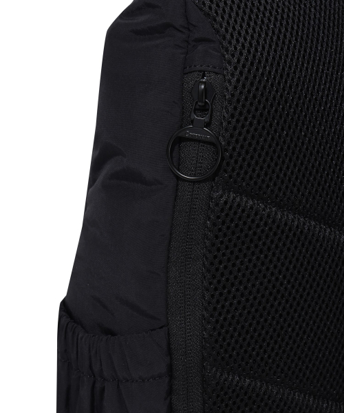 COVERNAT（カバーナット）の「ニュシティスリングバックブラック（ボディバッグ/ウエストポーチ・レディース・その他・FREE）」の6枚目の写真