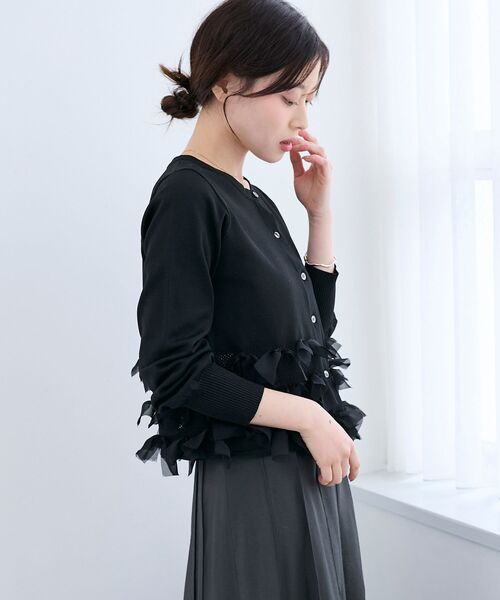 le.coeur blanc（ルクールブラン）の「《WEB限定アイテム》リボンデザインカーディガン（カーディガン/ボレロ・レディース・ベージュ/ブラック/アイボリー・38）」の17枚目の写真