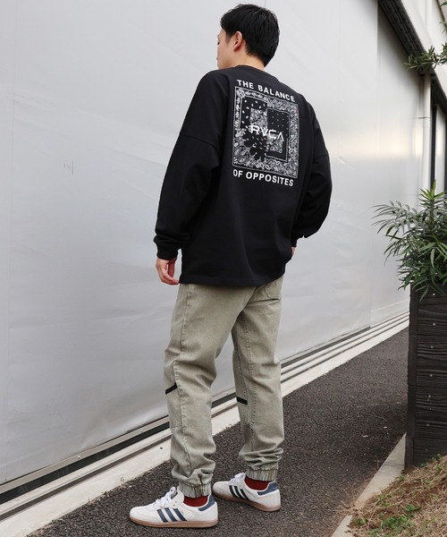 RVCA(ルーカ)の「RVCA/ルーカ BANDANA BOX LONG T ロンT BG041P01(Tシャツ/カットソー・メンズ・ブラック系その他/ホワイト×ブラック/ブラック×ホワイト/カーキブラウン・S/M/L)」の14枚目の写真