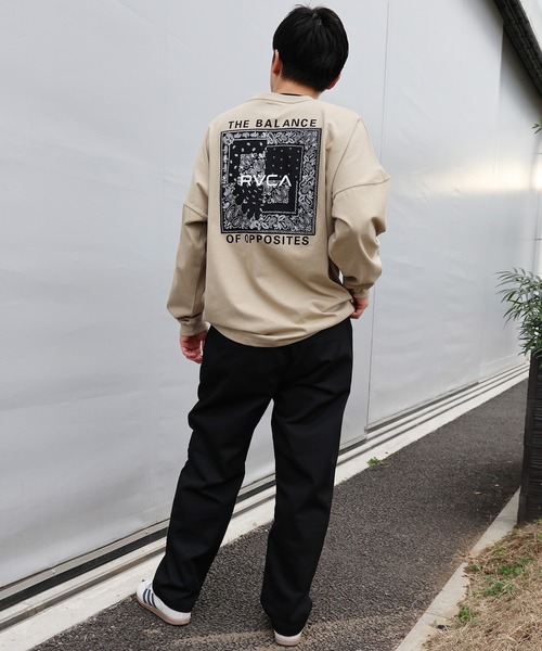 RVCA(ルーカ)の「RVCA/ルーカ BANDANA BOX LONG T ロンT BG041P01(Tシャツ/カットソー・メンズ・ブラック系その他/ホワイト×ブラック/ブラック×ホワイト/カーキブラウン・S/M/L)」の22枚目の写真