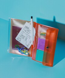 bpr BEAMS（ビーピーアール ビームス ）の「【別注】nahe(R) / トラベル オーガナイザー クリア オレンジ（ポーチ）」