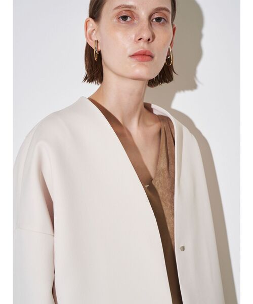 ELENDEEK（エレンディーク）の「フォルムショートコート（その他アウター・レディース・ミント/ライトベージュ/ブラック・FREE）」の14枚目の写真