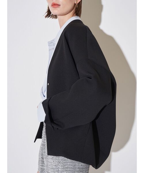 ELENDEEK（エレンディーク）の「フォルムショートコート（その他アウター・レディース・ミント/ライトベージュ/ブラック・FREE）」の5枚目の写真