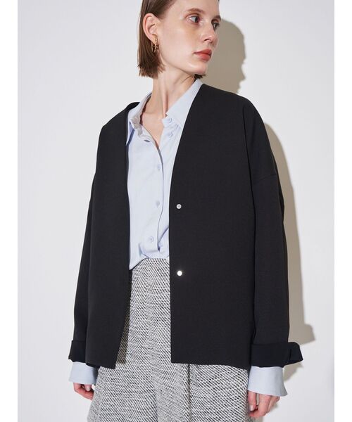 ELENDEEK（エレンディーク）の「フォルムショートコート（その他アウター・レディース・ミント/ライトベージュ/ブラック・FREE）」の6枚目の写真