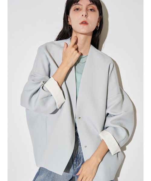 ELENDEEK（エレンディーク）の「フォルムショートコート（その他アウター・レディース・ミント/ライトベージュ/ブラック・FREE）」の11枚目の写真