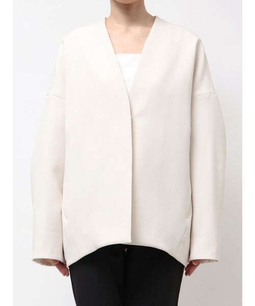 ELENDEEK（エレンディーク）の「フォルムショートコート（その他アウター・レディース・ミント/ライトベージュ/ブラック・FREE）」の18枚目の写真