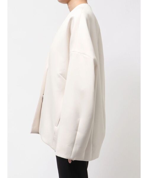 ELENDEEK（エレンディーク）の「フォルムショートコート（その他アウター・レディース・ミント/ライトベージュ/ブラック・FREE）」の19枚目の写真