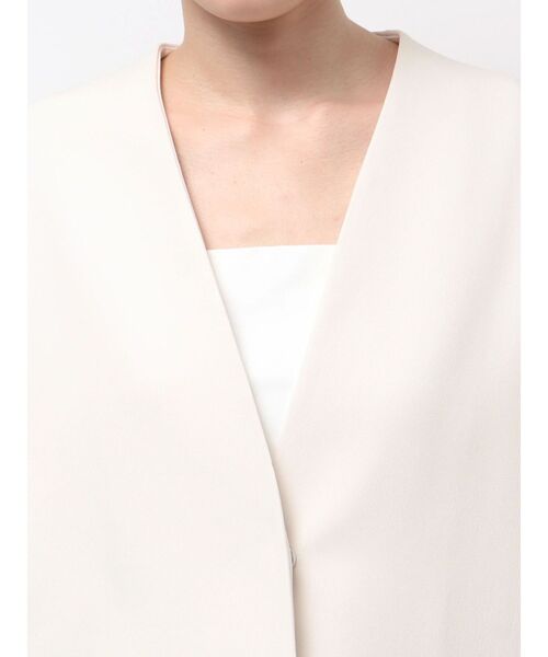 ELENDEEK（エレンディーク）の「フォルムショートコート（その他アウター・レディース・ミント/ライトベージュ/ブラック・FREE）」の21枚目の写真