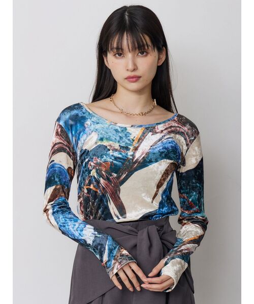 MURUA(ムルーア)の「ニュアンスプリントベロアトップス(Tシャツ/カットソー・レディース・ブラック/アイボリー・FREE)」の7枚目の写真