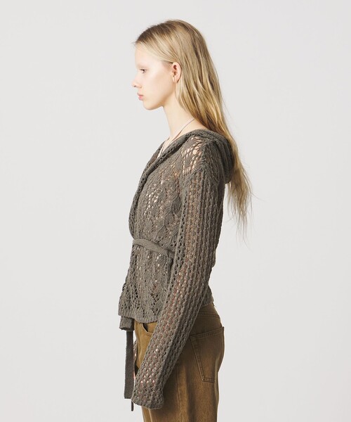 ATTISESSION(アティセッション)の「<ATTISESSION>フーディー ニット カーディガン(カーディガン/ボレロ・レディース・ブラック/オリーブ・FREE)」の9枚目の写真