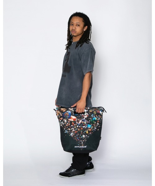 APPLEBUM(アップルバム)の「“Sampling Sports” Shoulder Bag(ショルダーバッグ・メンズ・ブラック・ONE SIZE)」の3枚目の写真