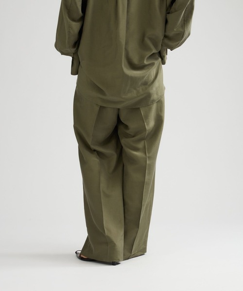 Chaos（カオス）の「Chaos(カオス)/ ブランリータックパンツ（スラックス・レディース・カーキ/レッド・38/36）」の3枚目の写真