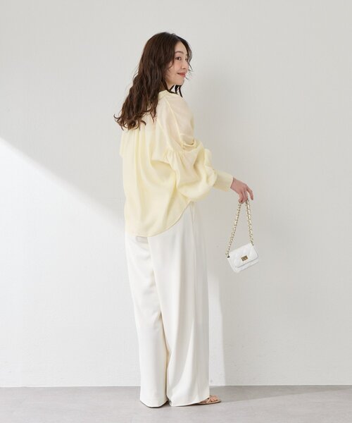 新品　ラブティックボンボン　リバイバル ボリュームスリーブトップス La boutique BonBon（ラブティックボンボン）の「【再再販決定