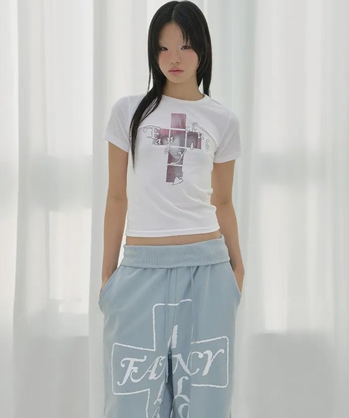 Ada.(エイダ)の「◇FANCYCLUB◇ブランド直輸入正規品/クロス キラ Tシャツ CROSS KIRA TEE(Tシャツ/カットソー・レディース・ホワイト/ブラック・FREE)」の7枚目の写真