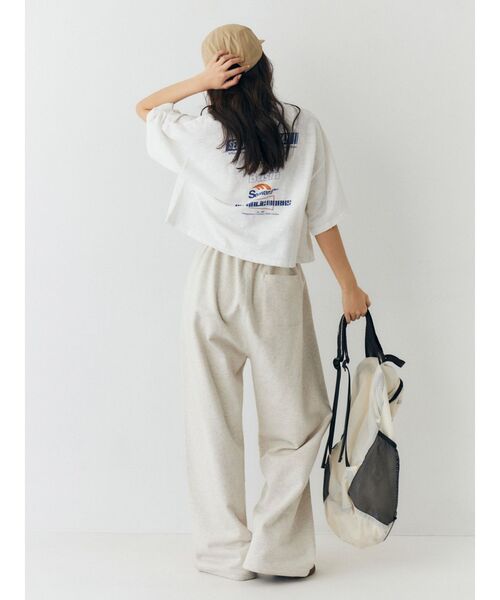 Ungrid（アングリッド）の「BOOK CLUB別注スウェットパンツ（スウェットパンツ・レディース・アイボリー/ネイビー・FREE）」の15枚目の写真