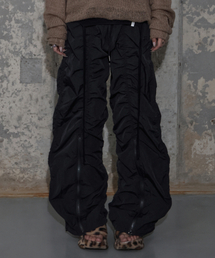 FANCY CLUB | ローレイズナイロンシェリングパンツ (ブラック) F25ZD974(その他パンツ)