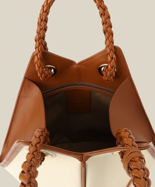 ROPE'（ロペ）の「【teau】navire（ナビーレ）HAND BAG Medium（ハンドバッグ・レディース・オフホワイト/ネイビー・FREE）」の9枚目の写真