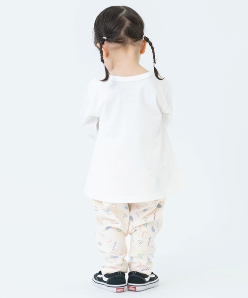 and D. petit main(アンドディープティマイン)の「のびっとカットツイルアソートテーパードパンツ(スウェットパンツ・キッズ・ブラック/ベージュ/アイボリー/ブルー・140cm/130cm/120cm/100cm/110cm/90cm)」の8枚目の写真