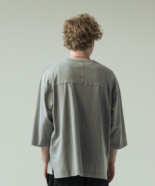 SLICK(スリック)の「【SLICK/スリック】Pigment Dye Football T-Shirt/ピグメントダイ フットボールTシャツ(Tシャツ/カットソー・メンズ・ライトグレー/ブラック・3/2/1)」の16枚目の写真