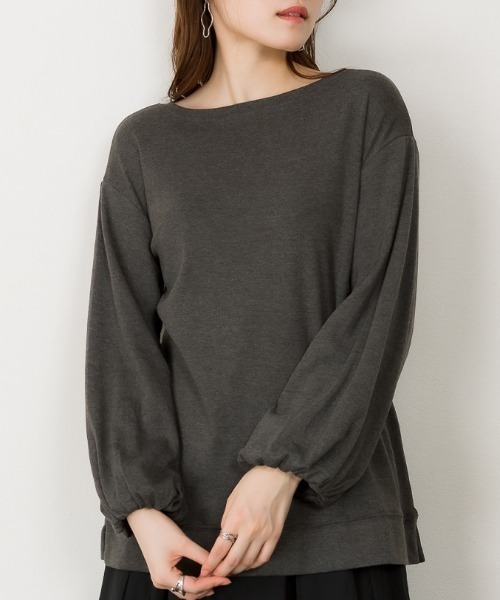 RCD(アールシーディー)の「ロングパフスリーブカットソー フレアー袖 ロンt(Tシャツ/カットソー・レディース・ブラック/チャコールグレー/オフホワイト・LL~3L/M-L)」の3枚目の写真