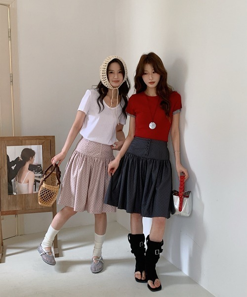 Aelina(エリナ)の「ドット柄ショートAラインスカート(スカート・レディース・ブラック/ピンク/ベージュ・L/M/S)」の14枚目の写真