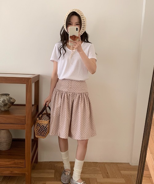 Aelina(エリナ)の「ドット柄ショートAラインスカート(スカート・レディース・ブラック/ピンク/ベージュ・L/M/S)」の10枚目の写真