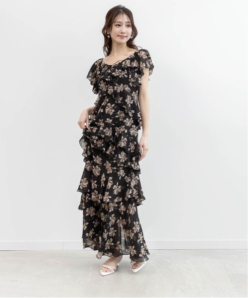 RANDA(ランダ)の「ビジュークロスストラップサンダル(サンダル・レディース・ブラック/ホワイト/シルバー・L/S/M/LL)」の9枚目の写真