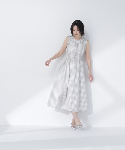 NATURAL BEAUTY BASIC（ナチュラルビューティーベーシック）の「チェックシャーリングワンピース（ワンピース・レディース・ホワイト系その他/ブラック系その他2・P/S/MEDIUM/SMALL）」の8枚目の写真