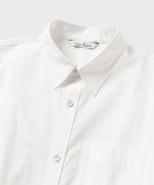 NONBLANK（ノンブランク）の「ソフトクランチCNクロップLSシャツ_ホワイト（シャツ/ブラウス・メンズ・ホワイト・MEDIUM/LARGE/X-LARGE/SMALL）」の3枚目の写真