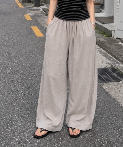 HALEY PESCA(ヘーリーペスカ)の「HALEY PESCA/キラキラビジューパンツ(その他パンツ・レディース・ネイビー/ベージュ/ホワイト・FREE)」の2枚目の写真