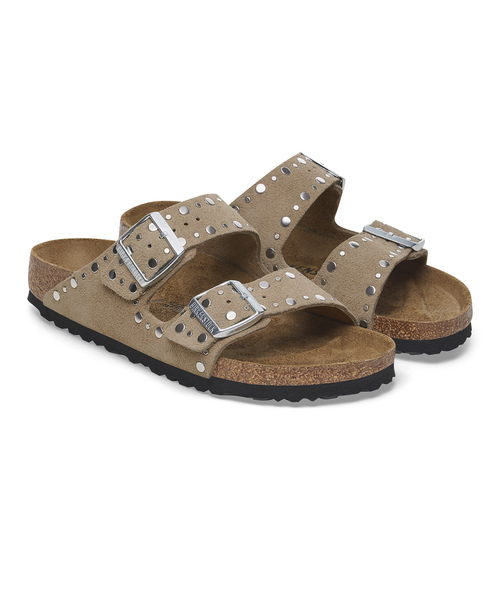 U by SPICK&SPAN(ユーバイスピックアンドスパン)の「BIRKENSTOCK/ビルケンシュトック ARIZONA RIVET narrow(サンダル・レディース・ベージュ・23cm/24cm/24.5cm/25cm)」の1枚目の写真